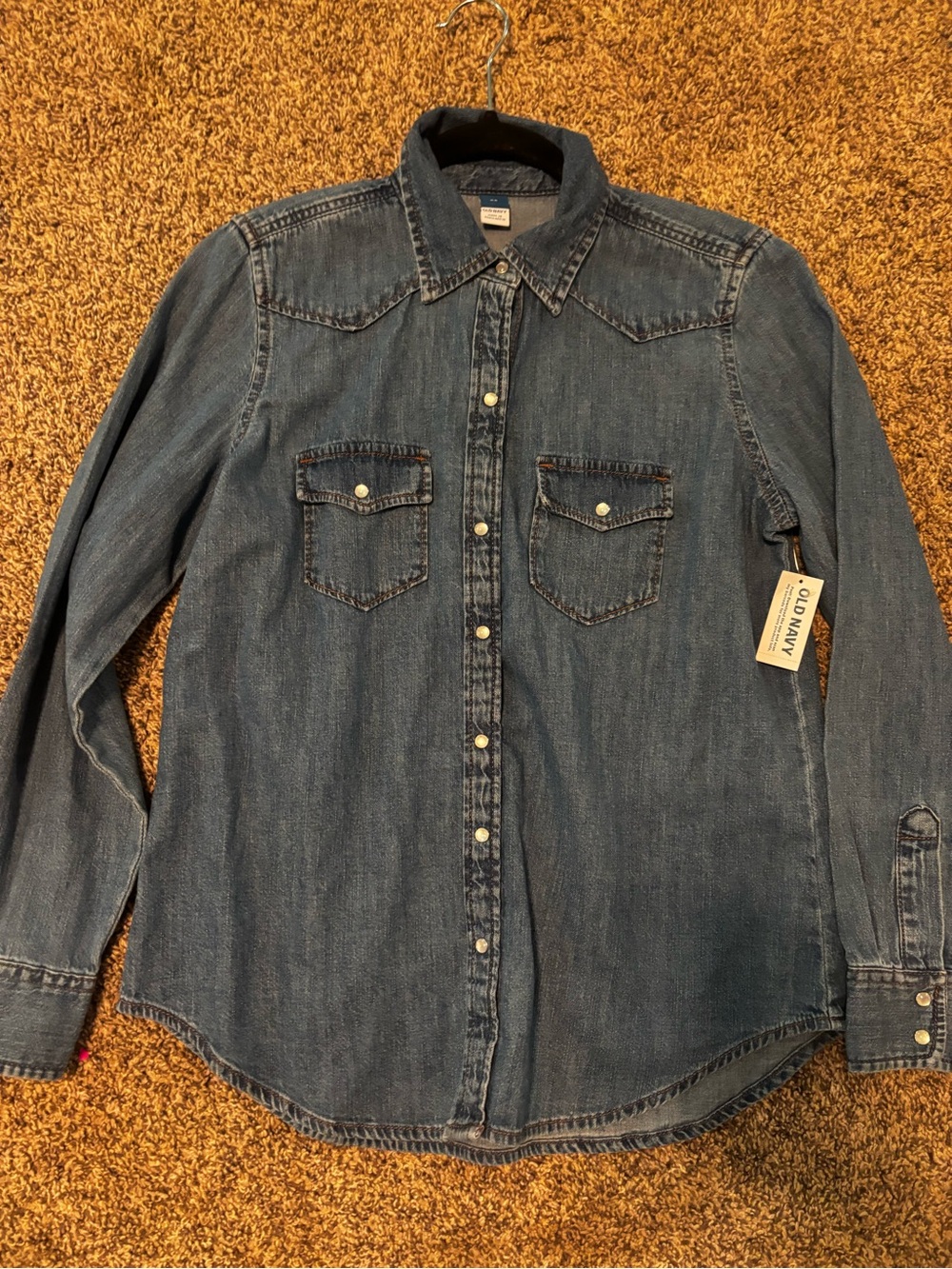 NWT Old Navy Button Snap 90's Mom Chambray Shirt - Picture 5 of 9